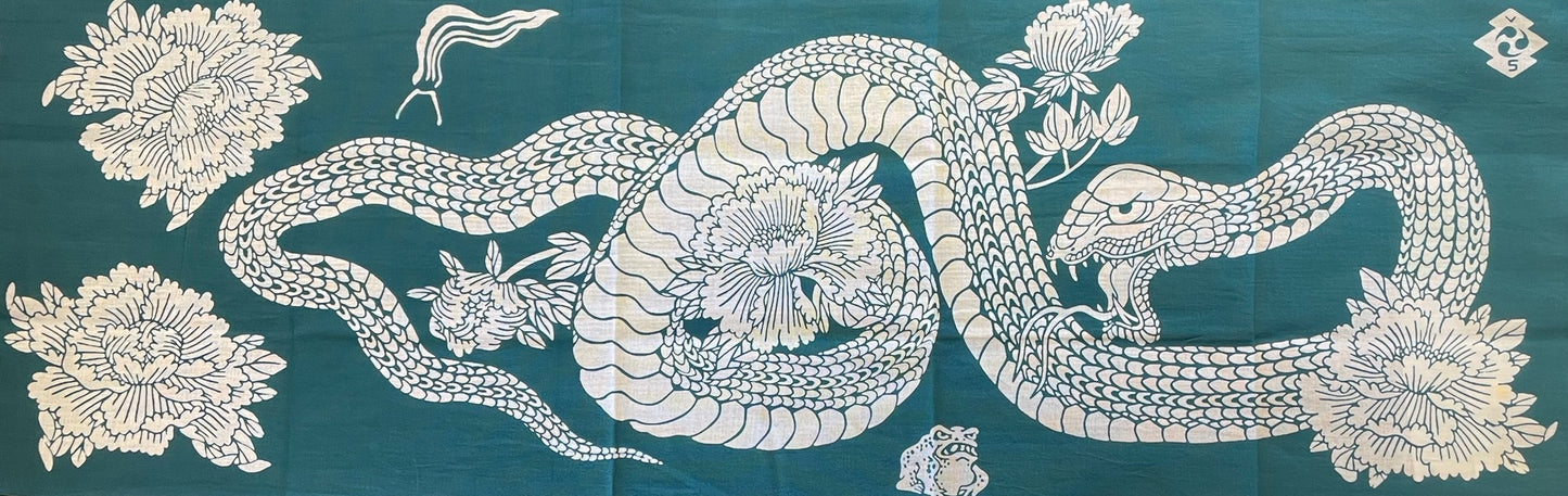 Snake and Peony: A Stalemate